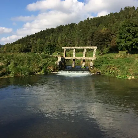 Zur Post 2 アパート Breitenbrunn